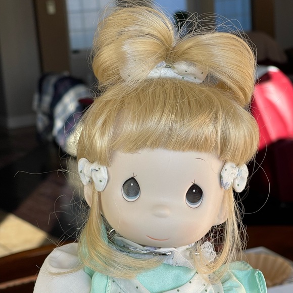 Precious Moments Four Seasons Limited Edition Porcelain Bisque Doll Spring 1989 - Picture 2 of 10